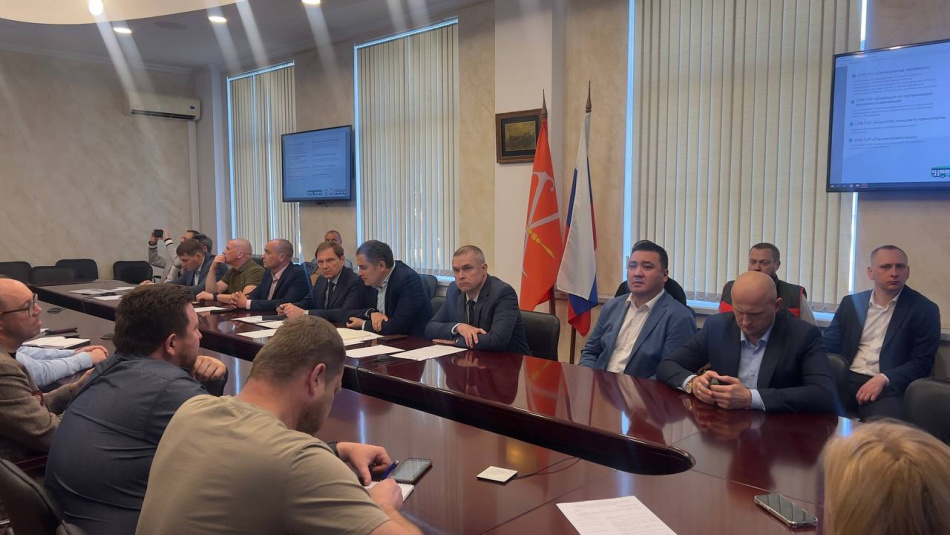 Комитет по транспорту открыл двери для участников программы «Время героев»